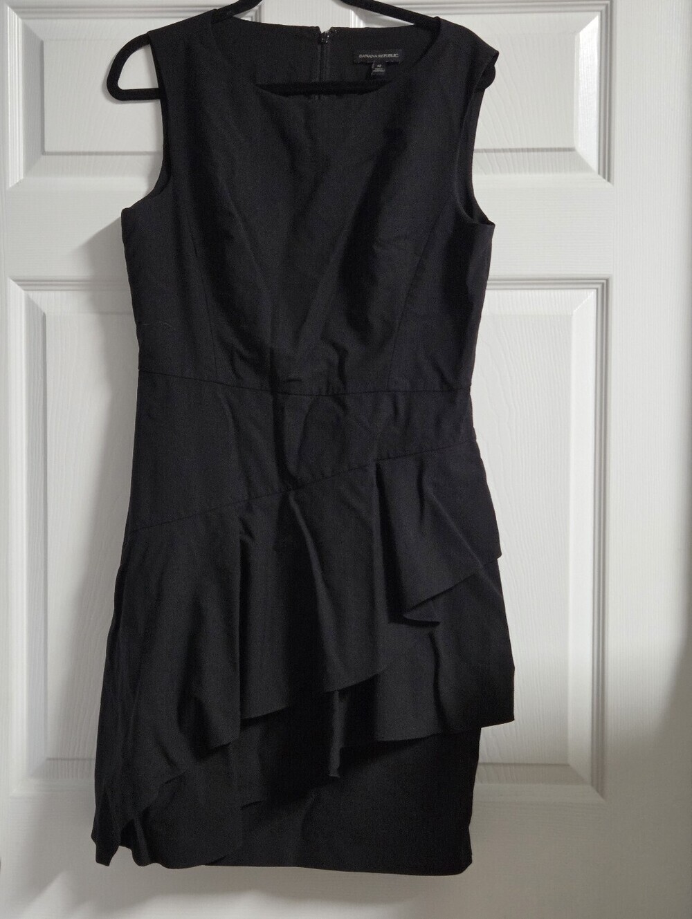 Banana Republic Women's  Black Sleeveless Ruffle Wool Mini Dress Size 12